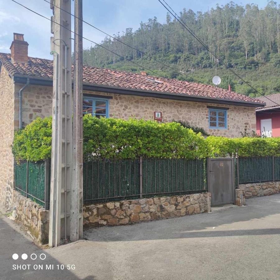 Casa Rural El Amparuco Treceno Exterior photo